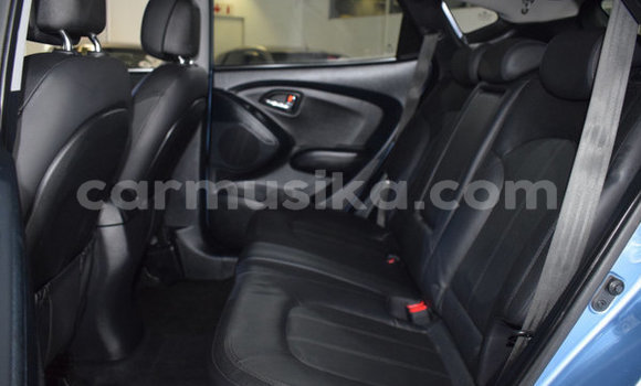 Acheter Occasion Voiture Hyundai ix35 Bleu à Beitbridge, Matabeleland South Acheter Occasion Voiture Hyundai ix35 Bleu à Beitbridge, Matabeleland South