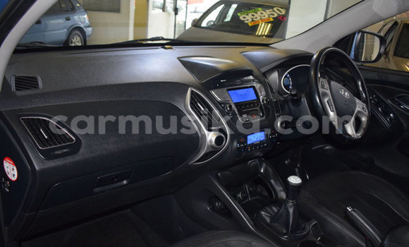 Acheter Occasion Voiture Hyundai ix35 Bleu à Beitbridge, Matabeleland South Acheter Occasion Voiture Hyundai ix35 Bleu à Beitbridge, Matabeleland South