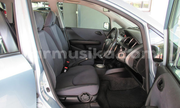 Acheter Occasion Voiture Honda Jazz Bleu à Beitbridge, Matabeleland South Acheter Occasion Voiture Honda Jazz Bleu à Beitbridge, Matabeleland South