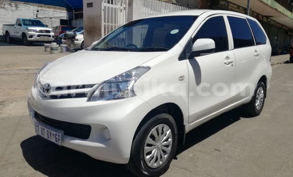 Buy Used Toyota Avanza White Car in Beitbridge in Matabeleland South Buy Used Toyota Avanza White Car in Beitbridge in Matabeleland South