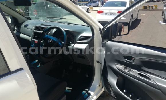 Buy Used Toyota Avanza White Car in Beitbridge in Matabeleland South Buy Used Toyota Avanza White Car in Beitbridge in Matabeleland South