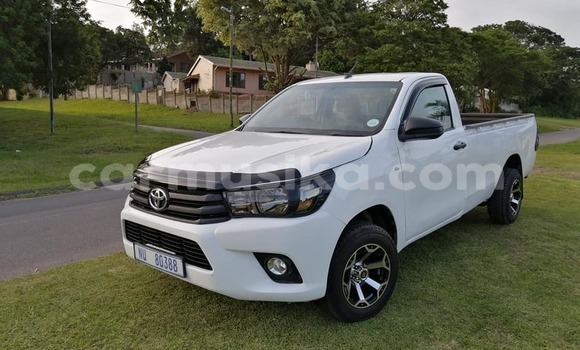 Acheter Occasion Voiture Toyota Hilux Blanc à Beitbridge, Matabeleland South Acheter Occasion Voiture Toyota Hilux Blanc à Beitbridge, Matabeleland South