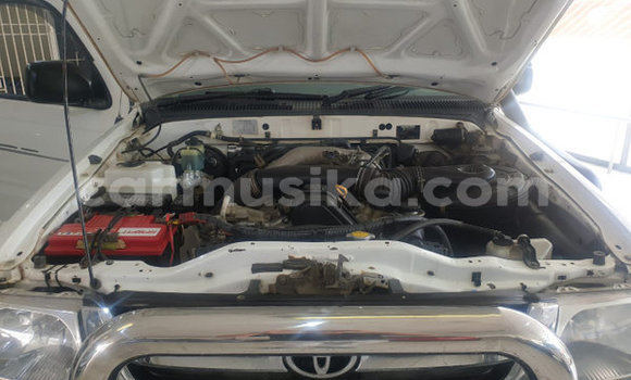 Acheter Occasion Voiture Toyota Hilux Blanc à Beitbridge, Matabeleland South Acheter Occasion Voiture Toyota Hilux Blanc à Beitbridge, Matabeleland South