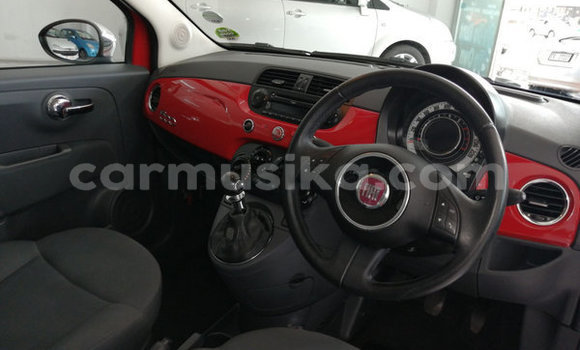 Tenga Tsaru Fiat 500 Tsvuku Mota in Beitbridge in Matabeleland South Tenga Tsaru Fiat 500 Tsvuku Mota in Beitbridge in Matabeleland South