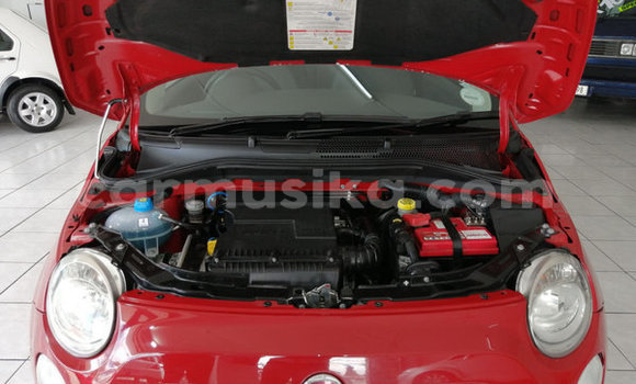 Tenga Tsaru Fiat 500 Tsvuku Mota in Beitbridge in Matabeleland South Tenga Tsaru Fiat 500 Tsvuku Mota in Beitbridge in Matabeleland South