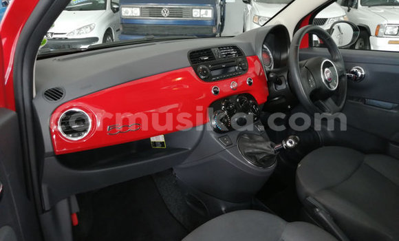 Tenga Tsaru Fiat 500 Tsvuku Mota in Beitbridge in Matabeleland South Tenga Tsaru Fiat 500 Tsvuku Mota in Beitbridge in Matabeleland South