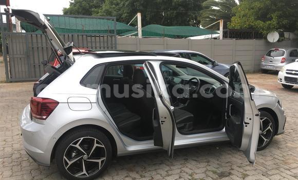 Nunua Ilio tumika Volkswagen Polo GTI Fedha Gari ndani ya Beitbridge nchini Matabeleland Kusini Nunua Ilio tumika Volkswagen Polo GTI Fedha Gari ndani ya Beitbridge nchini Matabeleland Kusini