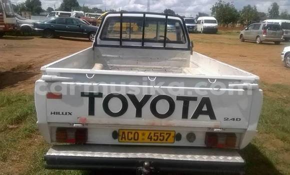 Acheter Occasion Voiture Toyota Hilux Blanc à Harare, Harare Acheter Occasion Voiture Toyota Hilux Blanc à Harare, Harare
