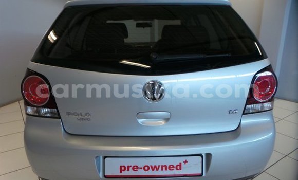 Nunua Ilio tumika Volkswagen Polo Fedha Gari ndani ya Beitbridge nchini Matabeleland Kusini Nunua Ilio tumika Volkswagen Polo Fedha Gari ndani ya Beitbridge nchini Matabeleland Kusini