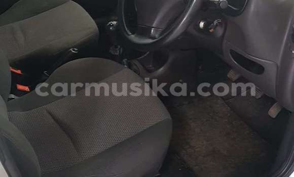 Nunua Ilio tumika Ford B-MAX Fedha Gari ndani ya Beitbridge nchini Matabeleland Kusini Nunua Ilio tumika Ford B-MAX Fedha Gari ndani ya Beitbridge nchini Matabeleland Kusini