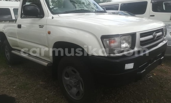 Acheter Occasion Voiture Toyota Hilux Blanc à Harare, Harare Acheter Occasion Voiture Toyota Hilux Blanc à Harare, Harare
