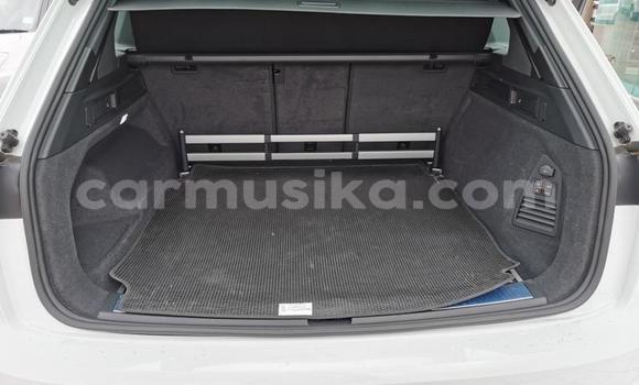 Acheter Occasion Voiture Volkswagen Caravelle Blanc à Beitbridge, Matabeleland South Acheter Occasion Voiture Volkswagen Caravelle Blanc à Beitbridge, Matabeleland South