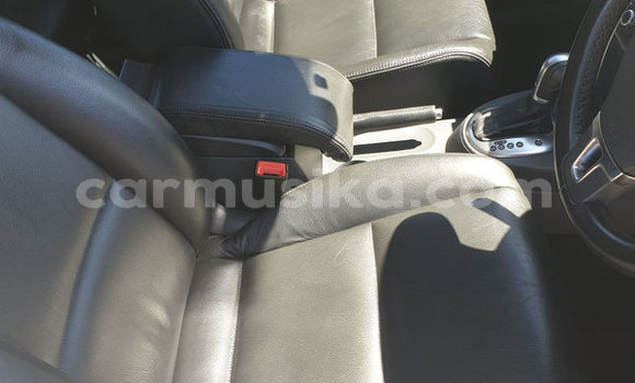 Buy Used Volkswagen Touran White Car in Beitbridge in Matabeleland South Buy Used Volkswagen Touran White Car in Beitbridge in Matabeleland South