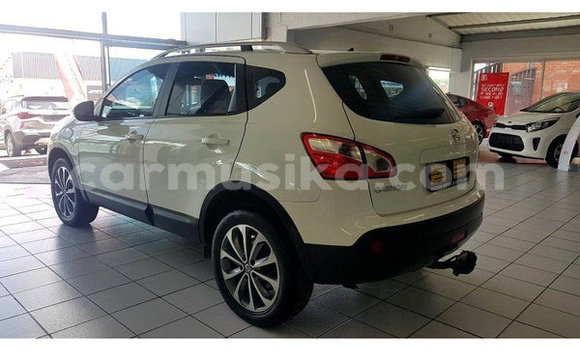 Tenga Tsaru Nissan Qashqai Chena Mota in Beitbridge in Matabeleland South Tenga Tsaru Nissan Qashqai Chena Mota in Beitbridge in Matabeleland South