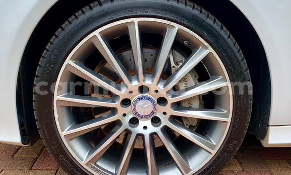 Tenga Tsaru Mercedes‒Benz C–Class Chena Mota in Beitbridge in Matabeleland South Tenga Tsaru Mercedes‒Benz C–Class Chena Mota in Beitbridge in Matabeleland South