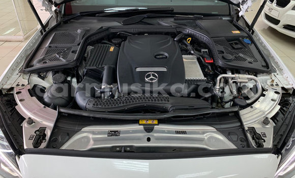 Tenga Tsaru Mercedes‒Benz C–Class Chena Mota in Beitbridge in Matabeleland South Tenga Tsaru Mercedes‒Benz C–Class Chena Mota in Beitbridge in Matabeleland South