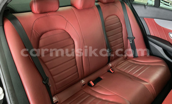 Acheter Occasion Voiture Mercedes‒Benz C–Class Noir à Beitbridge, Matabeleland South Acheter Occasion Voiture Mercedes‒Benz C–Class Noir à Beitbridge, Matabeleland South