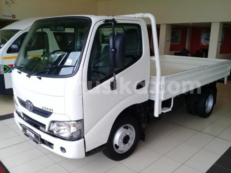 Big with watermark toyota dyna bulawayo bulawayo 11400