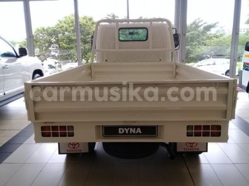 Big with watermark toyota dyna bulawayo bulawayo 11400