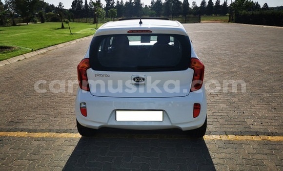 Acheter Occasion Voiture Kia Picanto Blanc à Beitbridge, Matabeleland South Acheter Occasion Voiture Kia Picanto Blanc à Beitbridge, Matabeleland South