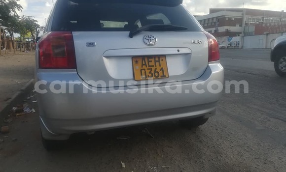 Acheter Occasion Voiture Toyota Runx Gris à Harare, Harare Acheter Occasion Voiture Toyota Runx Gris à Harare, Harare