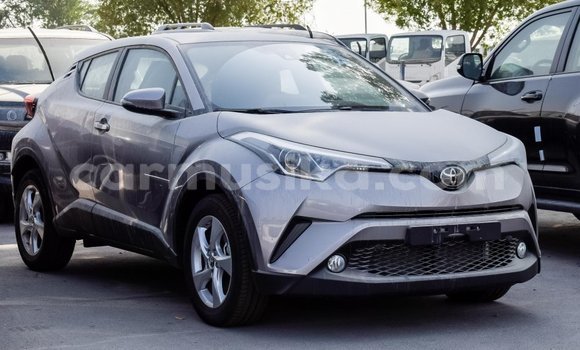 Tenga Imported Toyota C-HR Zvimwe Mota in Import - Dubai in Harare Tenga Imported Toyota C-HR Zvimwe Mota in Import - Dubai in Harare