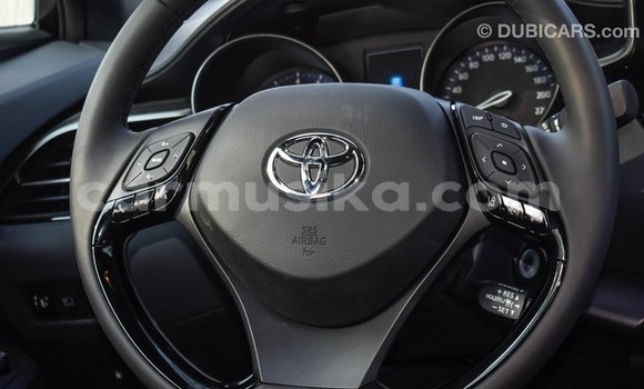 Tenga Imported Toyota C-HR Zvimwe Mota in Import - Dubai in Harare Tenga Imported Toyota C-HR Zvimwe Mota in Import - Dubai in Harare