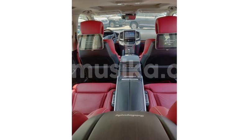 Big with watermark toyota land cruiser harare import dubai 11421