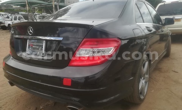 Acheter Occasion Voiture Mercedes‒Benz C-klasse Noir à Harare, Harare Acheter Occasion Voiture Mercedes‒Benz C-klasse Noir à Harare, Harare