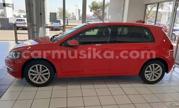 Tenga Tsaru Volkswagen Golf Tsvuku Mota in Beitbridge in Matabeleland South Tenga Tsaru Volkswagen Golf Tsvuku Mota in Beitbridge in Matabeleland South