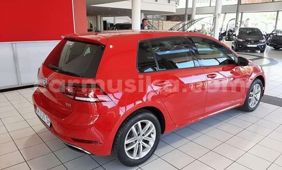 Tenga Tsaru Volkswagen Golf Tsvuku Mota in Beitbridge in Matabeleland South Tenga Tsaru Volkswagen Golf Tsvuku Mota in Beitbridge in Matabeleland South