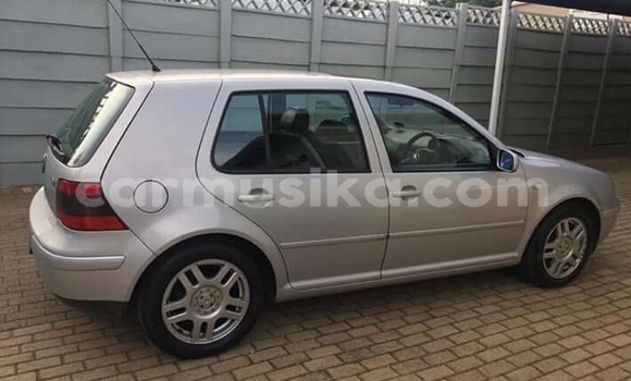 Tenga Tsaru Volkswagen Golf Sirivha Mota in Beitbridge in Matabeleland South Tenga Tsaru Volkswagen Golf Sirivha Mota in Beitbridge in Matabeleland South