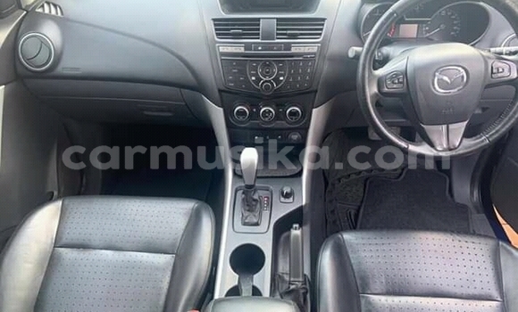 Nunua Ilio tumika Mazda BT-50 Bluu Gari ndani ya Beitbridge nchini Matabeleland Kusini Nunua Ilio tumika Mazda BT-50 Bluu Gari ndani ya Beitbridge nchini Matabeleland Kusini