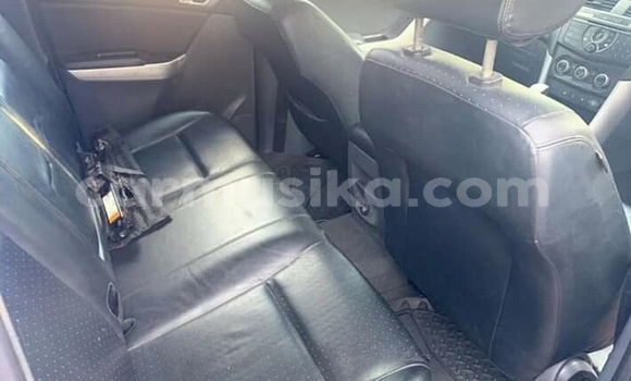 Nunua Ilio tumika Mazda BT-50 Bluu Gari ndani ya Beitbridge nchini Matabeleland Kusini Nunua Ilio tumika Mazda BT-50 Bluu Gari ndani ya Beitbridge nchini Matabeleland Kusini