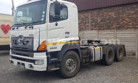 Acheter Occasion Voiture Hawtai Laville Blanc à Beitbridge, Matabeleland South Acheter Occasion Voiture Hawtai Laville Blanc à Beitbridge, Matabeleland South