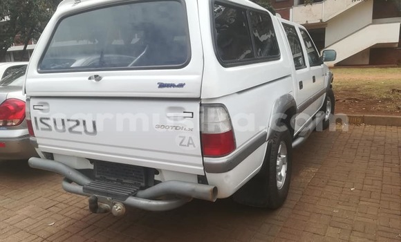 Acheter Occasion Voiture Isuzu KB Blanc à Harare, Harare Acheter Occasion Voiture Isuzu KB Blanc à Harare, Harare