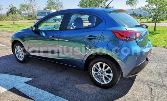Acheter Occasion Voiture Mazda Mazda 2 Bleu à Beitbridge, Matabeleland South Acheter Occasion Voiture Mazda Mazda 2 Bleu à Beitbridge, Matabeleland South