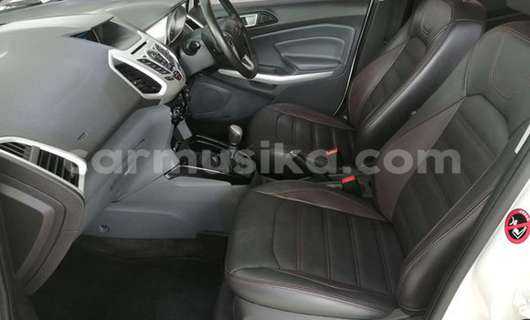 Tenga Tsaru Ford Escort Chena Mota in Beitbridge in Matabeleland South Tenga Tsaru Ford Escort Chena Mota in Beitbridge in Matabeleland South