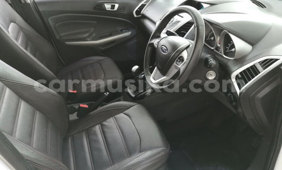 Tenga Tsaru Ford Escort Chena Mota in Beitbridge in Matabeleland South Tenga Tsaru Ford Escort Chena Mota in Beitbridge in Matabeleland South