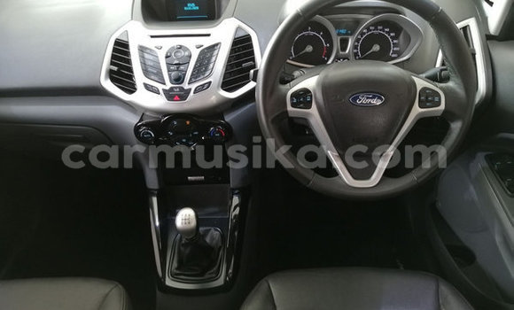 Tenga Tsaru Ford Escort Chena Mota in Beitbridge in Matabeleland South Tenga Tsaru Ford Escort Chena Mota in Beitbridge in Matabeleland South