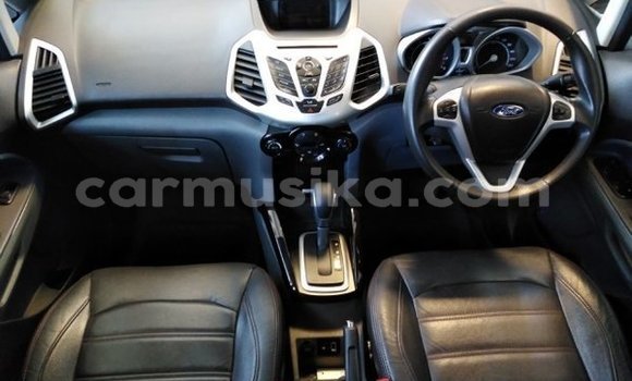 Tenga Tsaru Ford Escort Zvimwe Mota in Beitbridge in Matabeleland South Tenga Tsaru Ford Escort Zvimwe Mota in Beitbridge in Matabeleland South