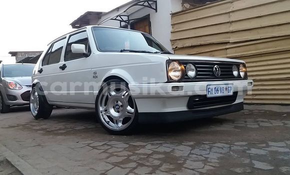 Acheter Occasion Voiture Volkswagen Golf Blanc à Beitbridge, Matabeleland South Acheter Occasion Voiture Volkswagen Golf Blanc à Beitbridge, Matabeleland South
