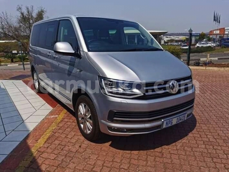 Big with watermark volkswagen caravelle matabeleland south beitbridge 11453