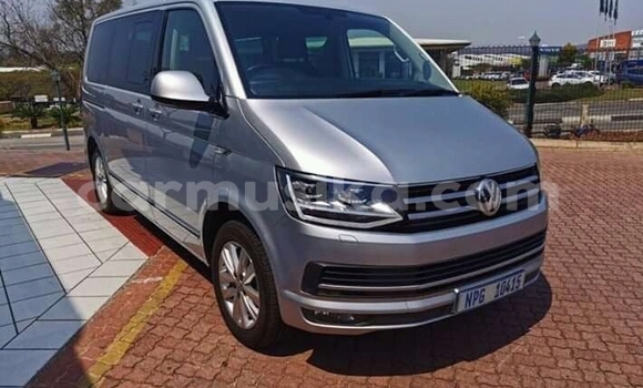 Tenga Tsaru Volkswagen Caravelle Sirivha Mota in Beitbridge in Matabeleland South Tenga Tsaru Volkswagen Caravelle Sirivha Mota in Beitbridge in Matabeleland South