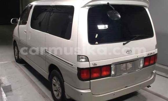 Buy Used Toyota Granvia Other Car in Beitbridge in Matabeleland South Buy Used Toyota Granvia Other Car in Beitbridge in Matabeleland South