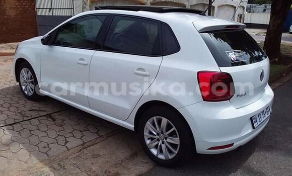 Tenga Tsaru Volkswagen Polo Chena Mota in Beitbridge in Matabeleland South Tenga Tsaru Volkswagen Polo Chena Mota in Beitbridge in Matabeleland South
