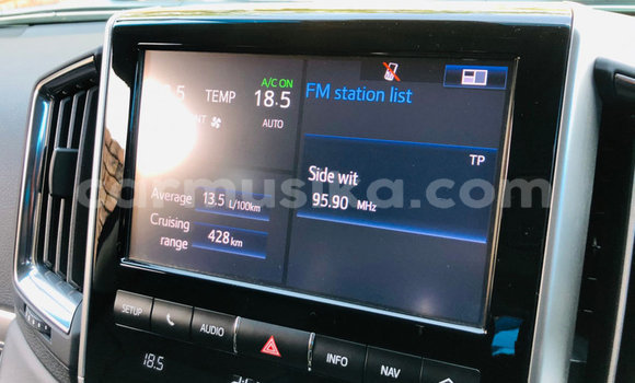 Acheter Occasion Voiture Toyota Land Cruiser Prado Blanc à Beitbridge, Matabeleland South Acheter Occasion Voiture Toyota Land Cruiser Prado Blanc à Beitbridge, Matabeleland South