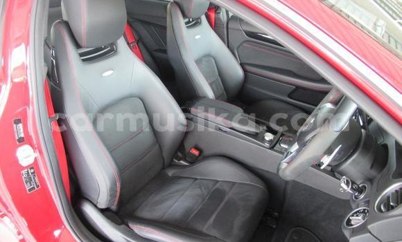 Nunua Ilio tumika Mercedes‒Benz C-klasse AMG Nyekundu Gari ndani ya Beitbridge nchini Matabeleland Kusini Nunua Ilio tumika Mercedes‒Benz C-klasse AMG Nyekundu Gari ndani ya Beitbridge nchini Matabeleland Kusini