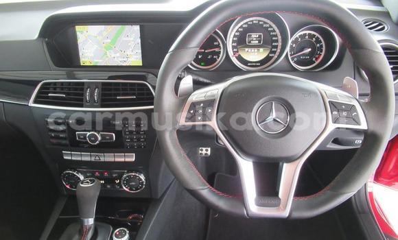 Nunua Ilio tumika Mercedes‒Benz C-klasse AMG Nyekundu Gari ndani ya Beitbridge nchini Matabeleland Kusini Nunua Ilio tumika Mercedes‒Benz C-klasse AMG Nyekundu Gari ndani ya Beitbridge nchini Matabeleland Kusini