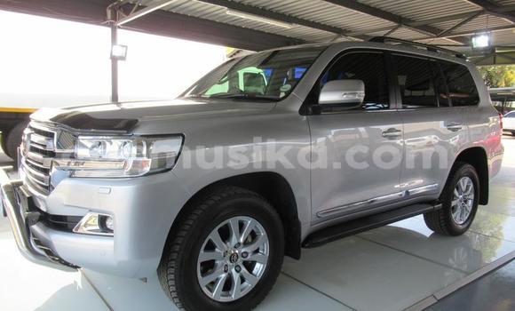 Buy Used Toyota Land Cruiser Prado Silver Car in Harare in Harare Buy Used Toyota Land Cruiser Prado Silver Car in Harare in Harare